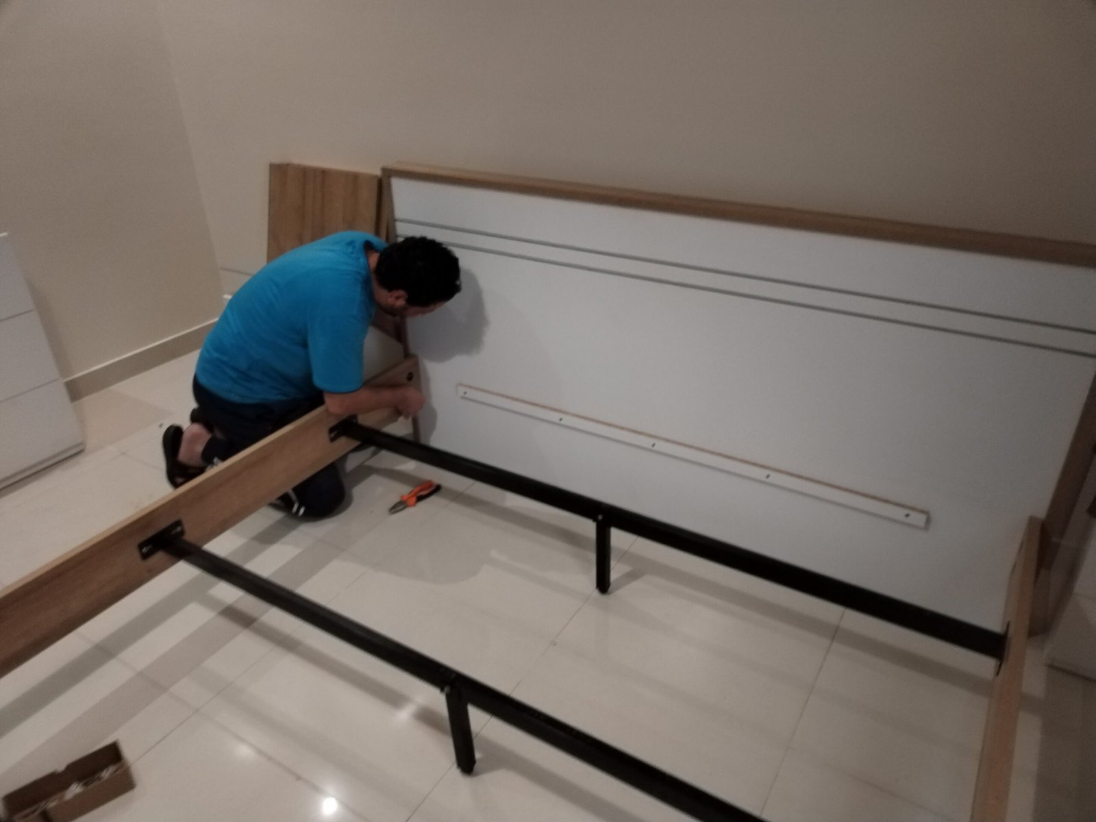 معلم نجار بمكة